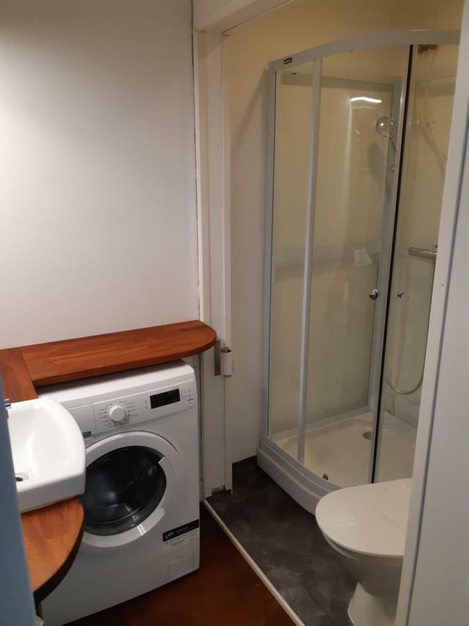 Remontoitu Asunto Vanhassa Talossa - Renovated Apartment At The Heart Of توركو المظهر الخارجي الصورة
